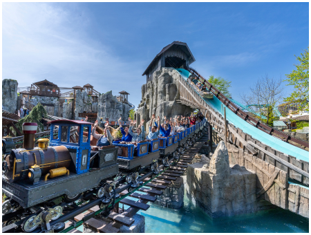 2 Übernachtungen sowie 2 Tageseintritte für den Europa-Park und 1 Tageseintritt für die Wasserwelt Rulantica