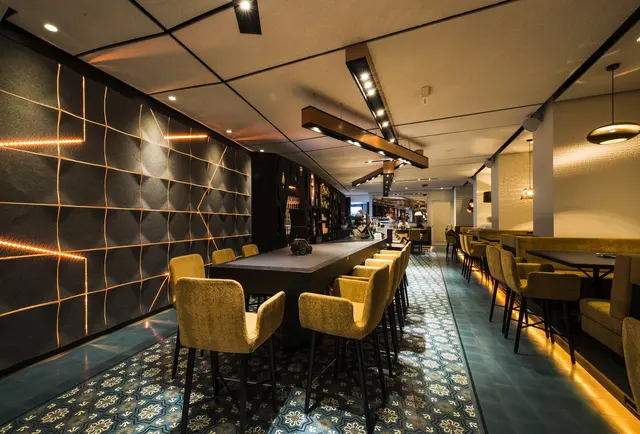 Ein Abendessen für 2 Personen im Restaurant Paradisia