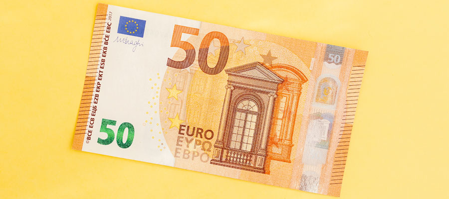 Einem 50 € Amazon Gutschein? Den kannst du